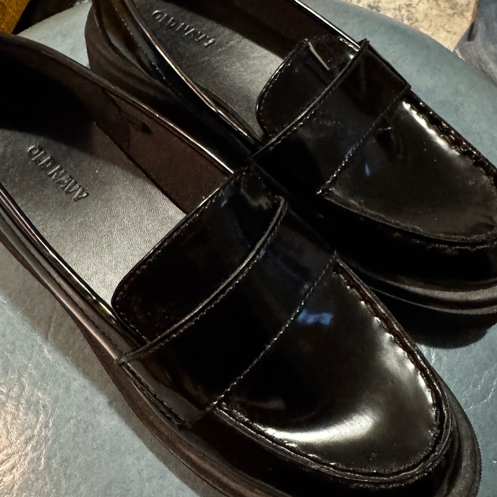 Old Navy Black Loafers New